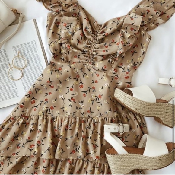 J.O.A. Beige Floral Mini Dress Ruched Tan - Picture 2 of 13